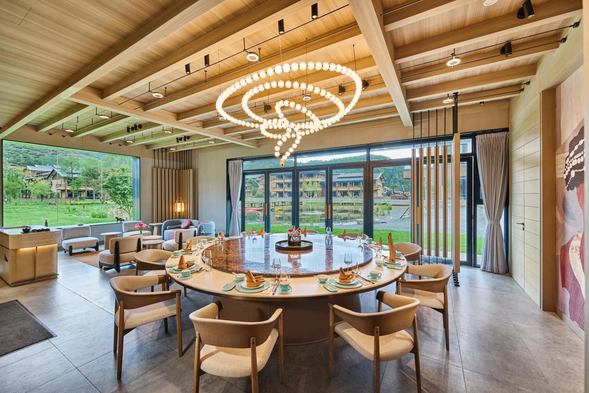 Hotel Indigo Lugu Lake By Ihg Lijiang  Exterior photo