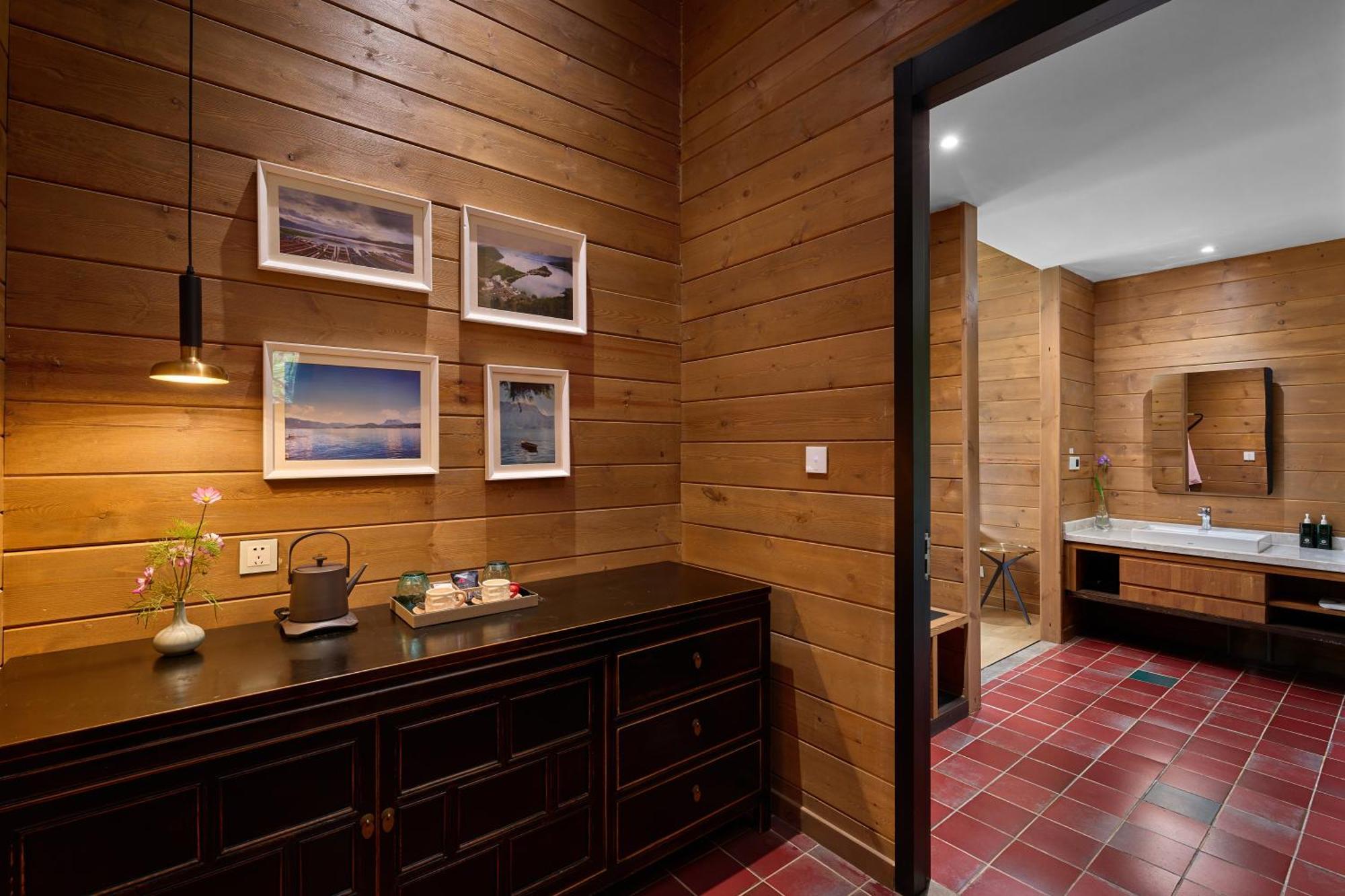 Hotel Indigo Lugu Lake By Ihg Lijiang  Exterior photo